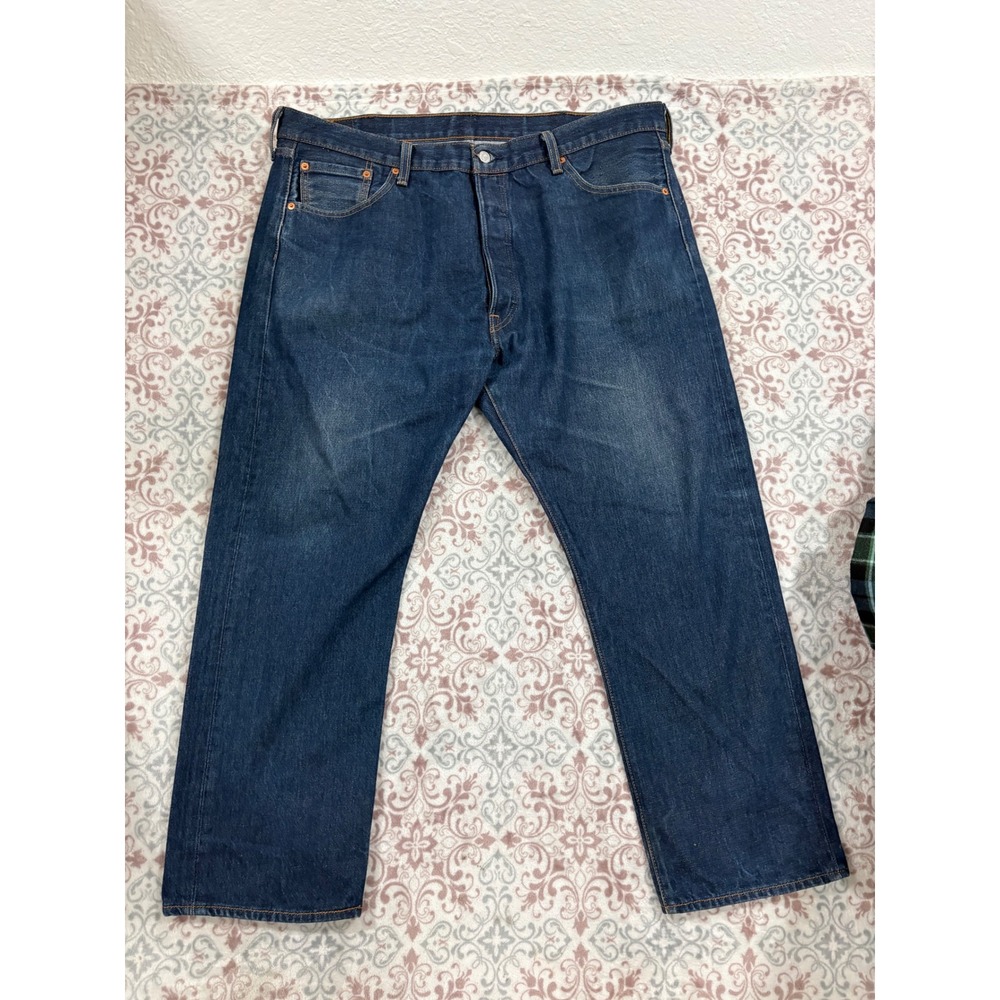 Levis 501 Original Fit Jeans Mens 42x30 Dark Wash Blue Button Fly Straight Leg